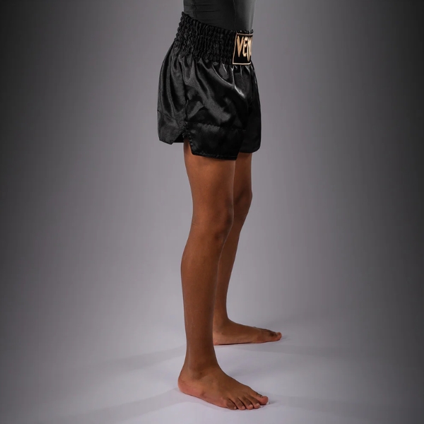 детски муай тай шорти venum classic muay thai shorts for kids - black/gold 1