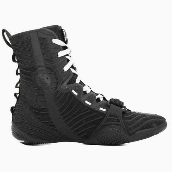 Боксови обувки Nike HyperKO 3 черно и бяло изглед отстрани