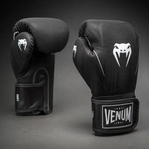 ΠΠΎΠΊΡΠΎΠ²ΠΈ Π ΡΠΊΠ°Π²ΠΈΡΠΈ Venum Stealth Black/White β ΠΈΠ·Π³Π»Π΅Π΄ ΠΎΡΠΏΡΠ΅Π΄