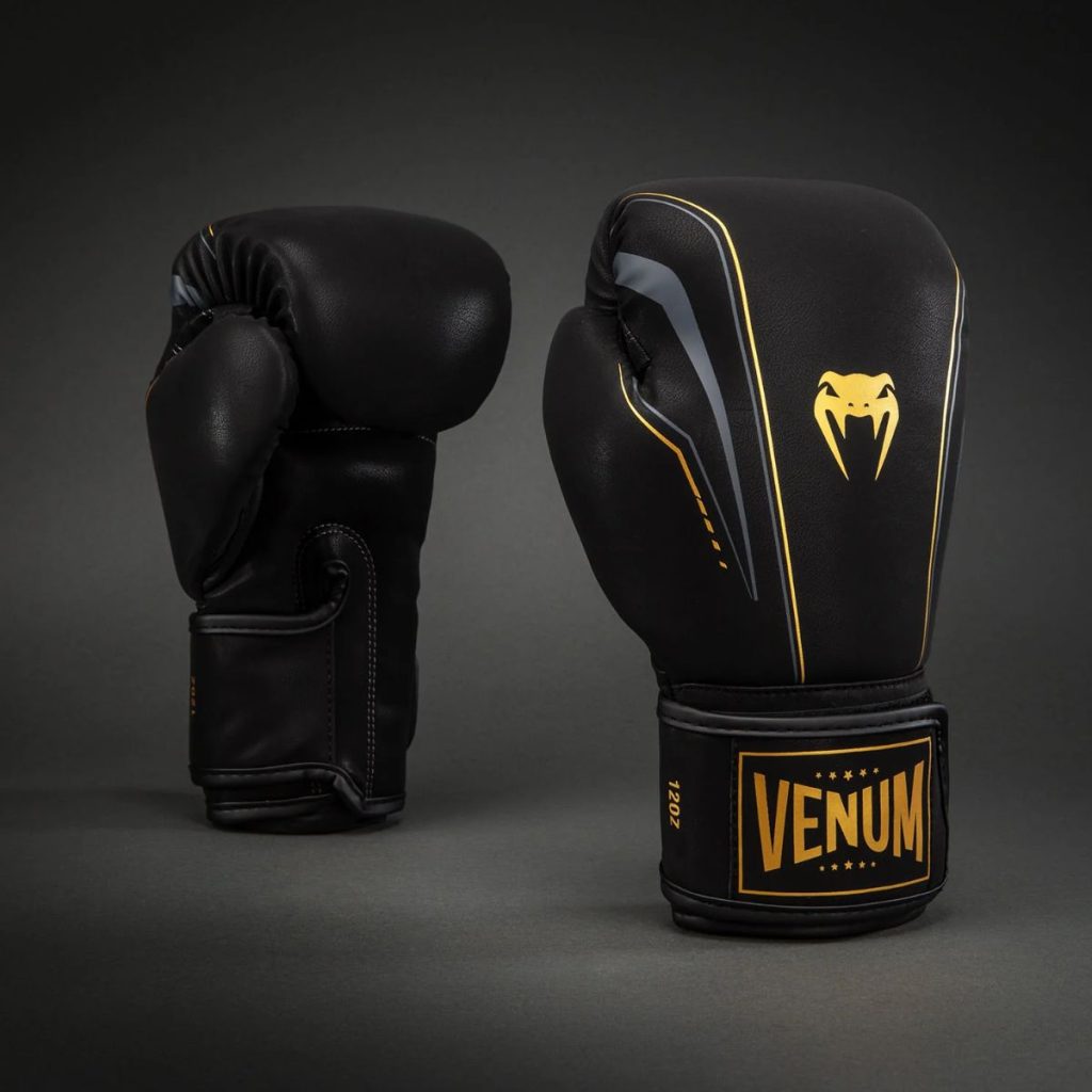 Боксови Ръкавици Venum Streamline Black/Gold – изглед отпред