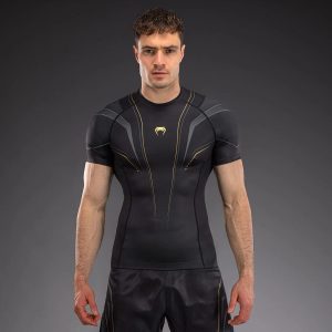Π Π°ΡΠ³Π°ΡΠ΄ Venum Streamline Short Sleeve Rashguard Black/Gold β ΠΈΠ·Π³Π»Π΅Π΄ ΠΎΡΠΏΡΠ΅Π΄