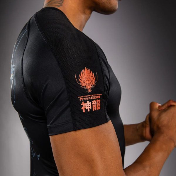 Рашгард Venum Thunder Dragon Short Sleeves Black/Grey/Copper – детайл на ръкава