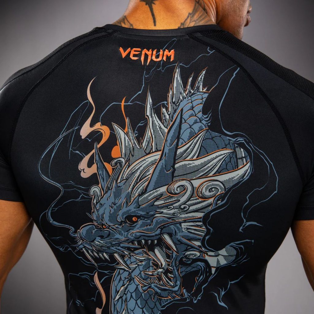 Рашгард Venum Thunder Dragon Short Sleeves Black/Grey/Copper – изглед отстрани