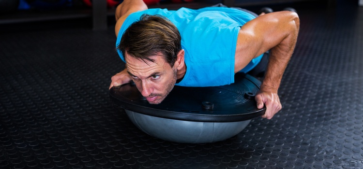 Как да тренирам с босу топка?
