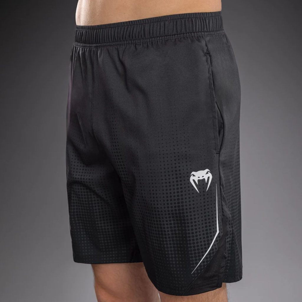 Шорти Venum Stealth Training Shorts – Black/White – детайл