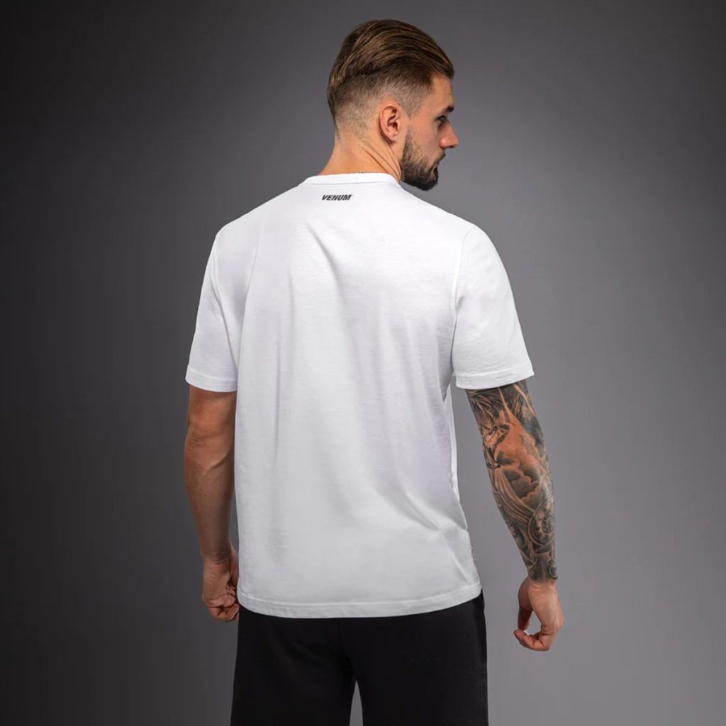 Тениска Venum Giant 3D T-shirt White – детайл на логото