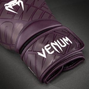 Боксови Ръкавици Venum Contender 1.5 XT 3D Dark Purple – детайл на велкро закопчаването