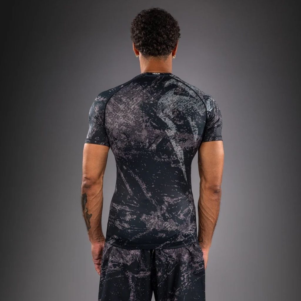 Рашгард Venum Rage & Workout Short Sleeve Rashguard – Black/Grey – страничен изглед