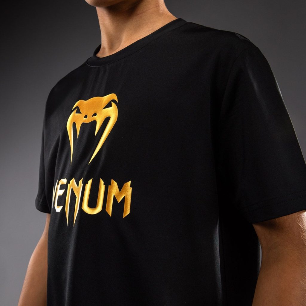 Детска Тениска Venum Classic Dry Tech Black/Gold – детайл