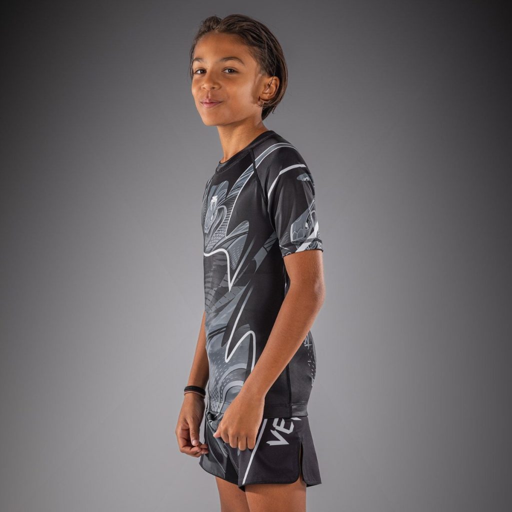 Детски Рашгард Venum Crimson Viper 2.0 Kids Black/Grey – отстрани