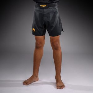 Детски Шорти Venum Attack Black/Gold – отпред