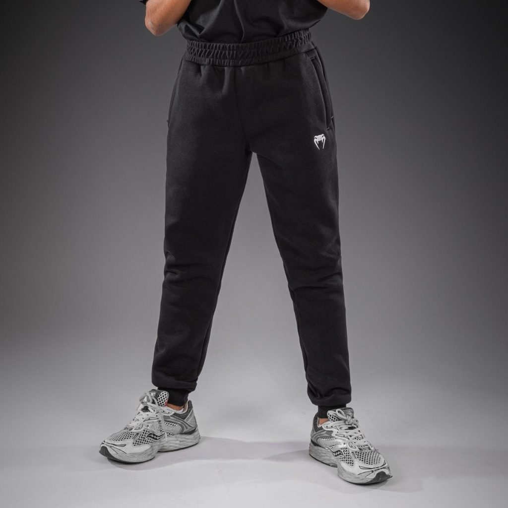Детски Спортен Екип Venum Attack Fleece & Weave Black – долнище – отпред