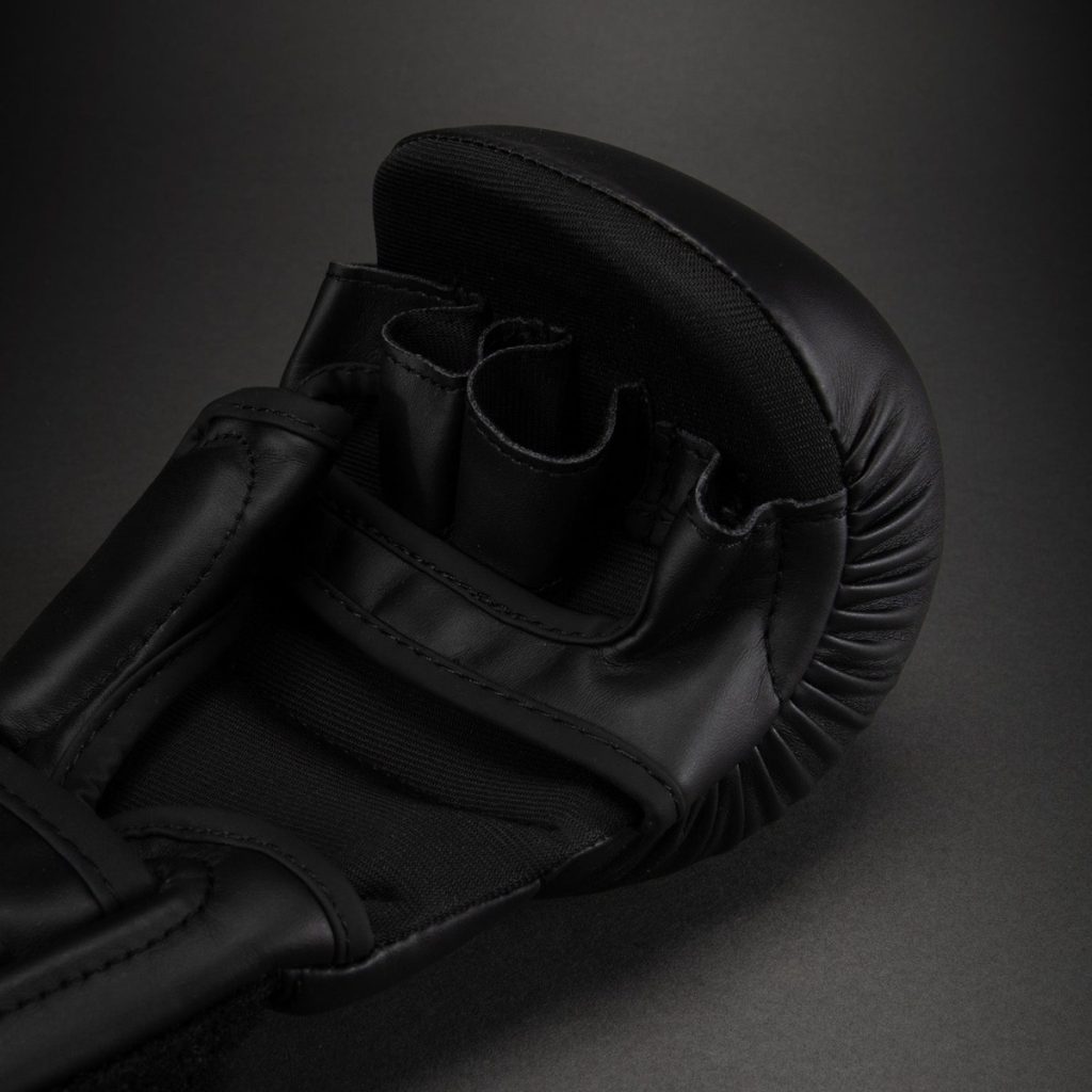 ММА Ръкавици Venum Contender 1.5 Sparring Black/White – отворена длан