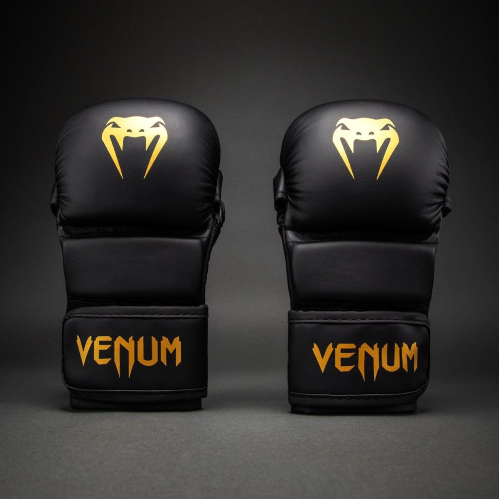 ММА Ръкавици Venum Contender 1.5 Sparring Black/Gold – чифт отпред
