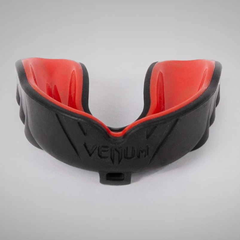 Протектор за зъби Venum Challenger Mouthguard Strap/Strapless Black/Red – отпред