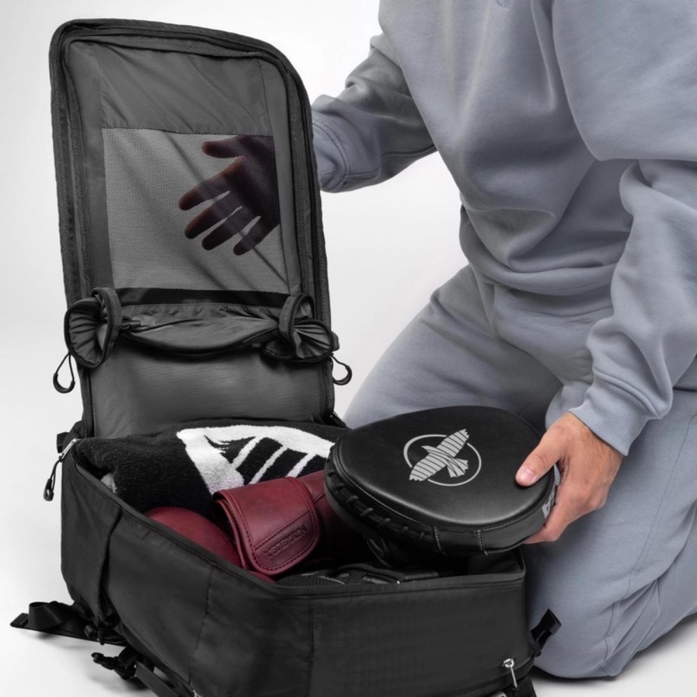 Раница Hayabusa Airstream Athletic Backpack ASABP-BK черна – основно отделение