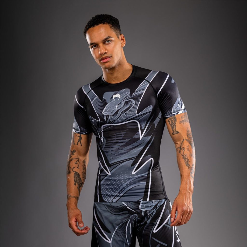 Рашгард Venum Crimson Viper 2.0 Short Sleeve Black/Grey – отпред