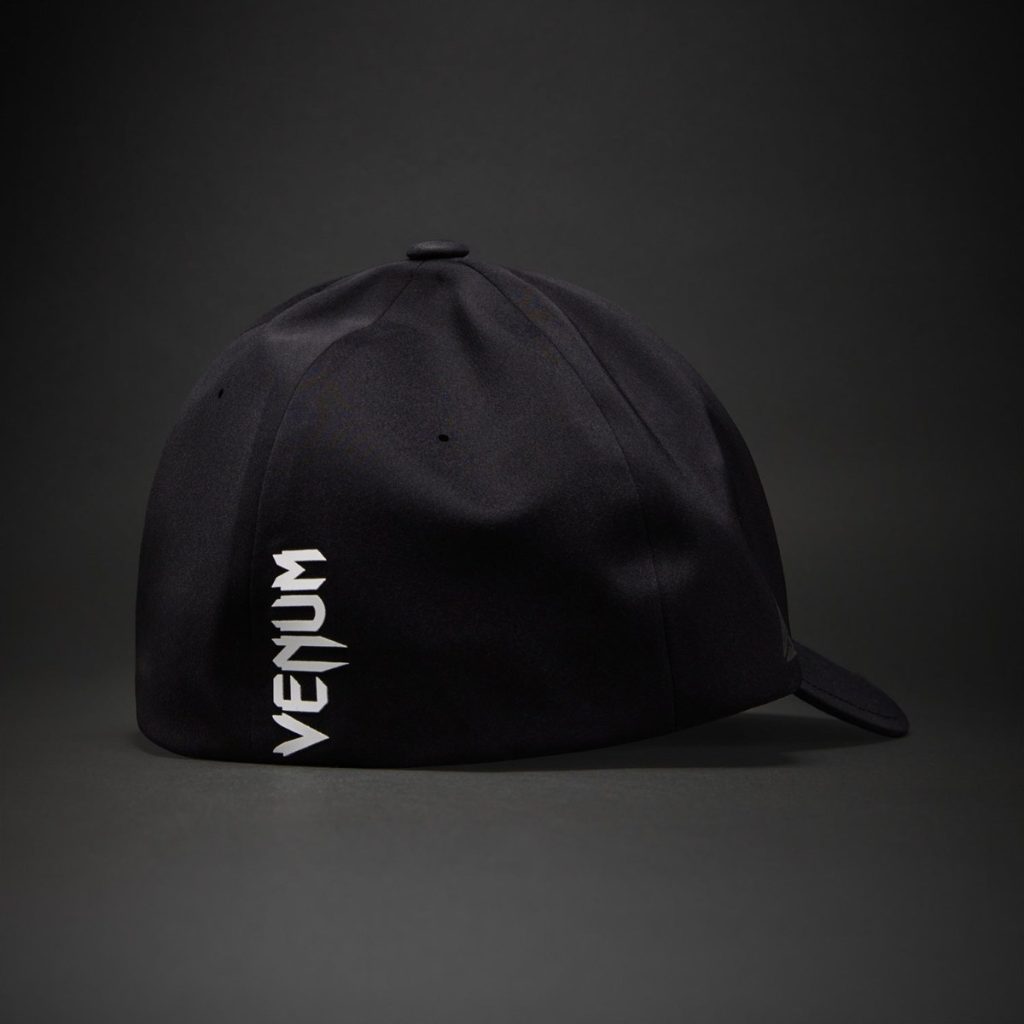 Шапка Venum Classic Flexfit Delta Black – отзад