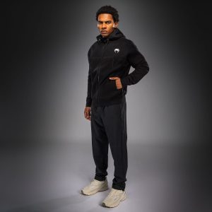 Спортен Екип Venum Attack Fleece & Weave Black – горнище – детайл яка