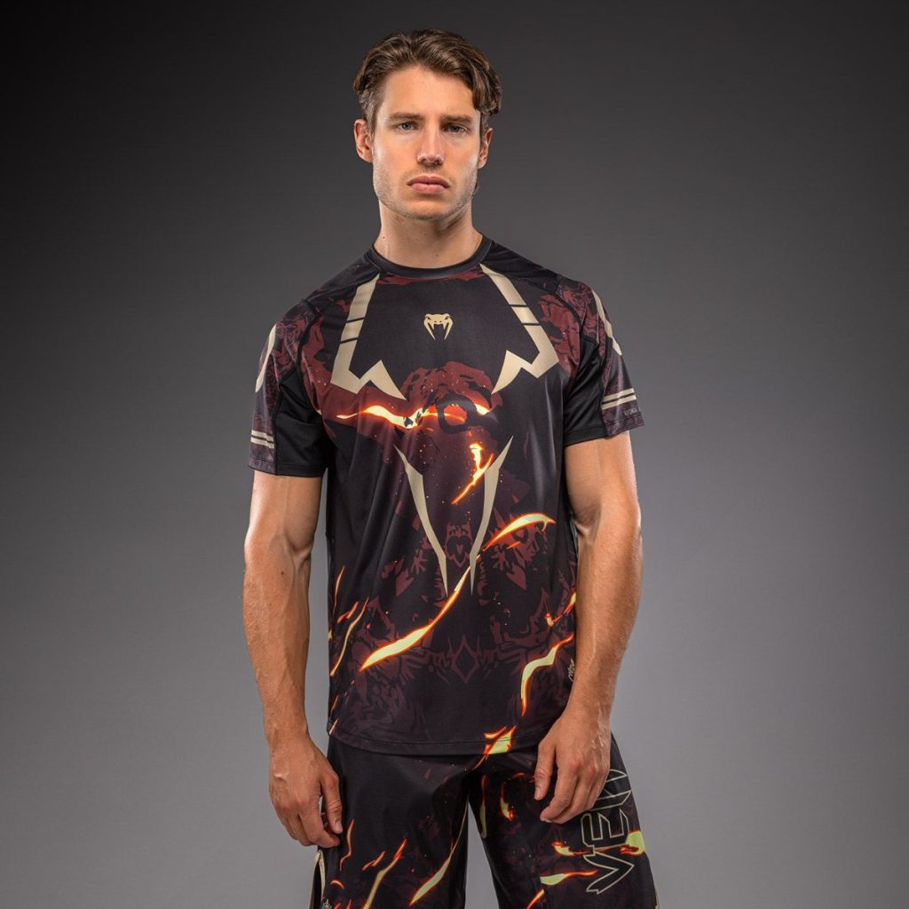 Тениска Jujutsu Kaisen x Venum Sukuna Dry-Tech Black/Beige – отпред